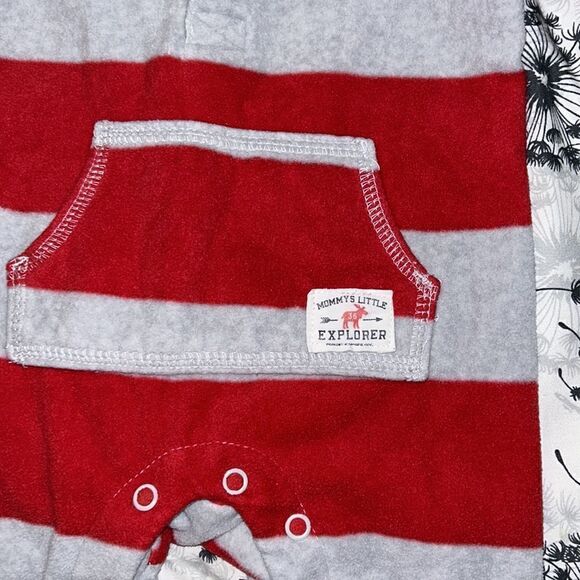 👕3m carters fleece jumpsuit mommy’s little explorer - Picture 2 of 2